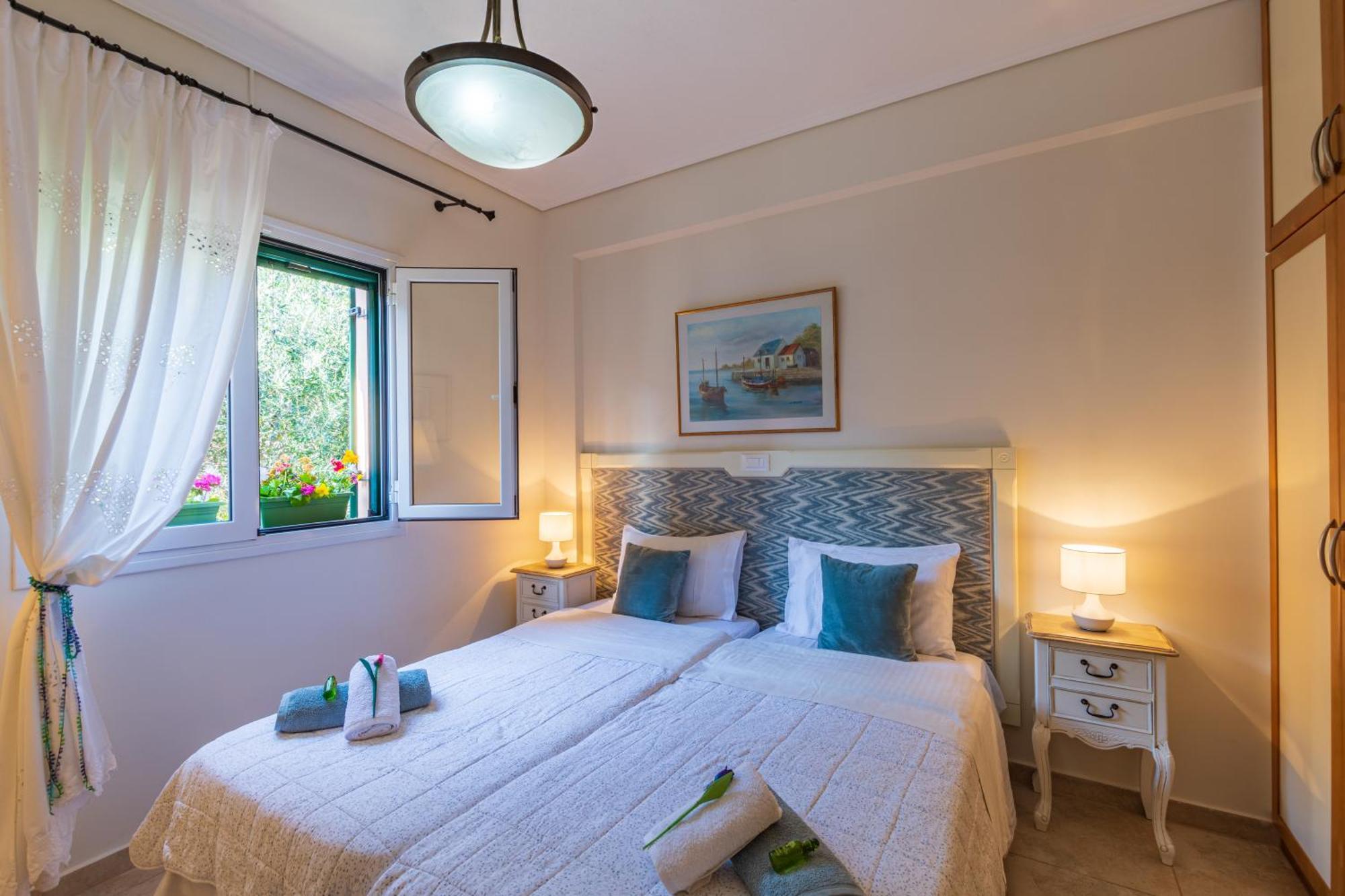 Barbati Seafront Luxury Suites Exterior photo